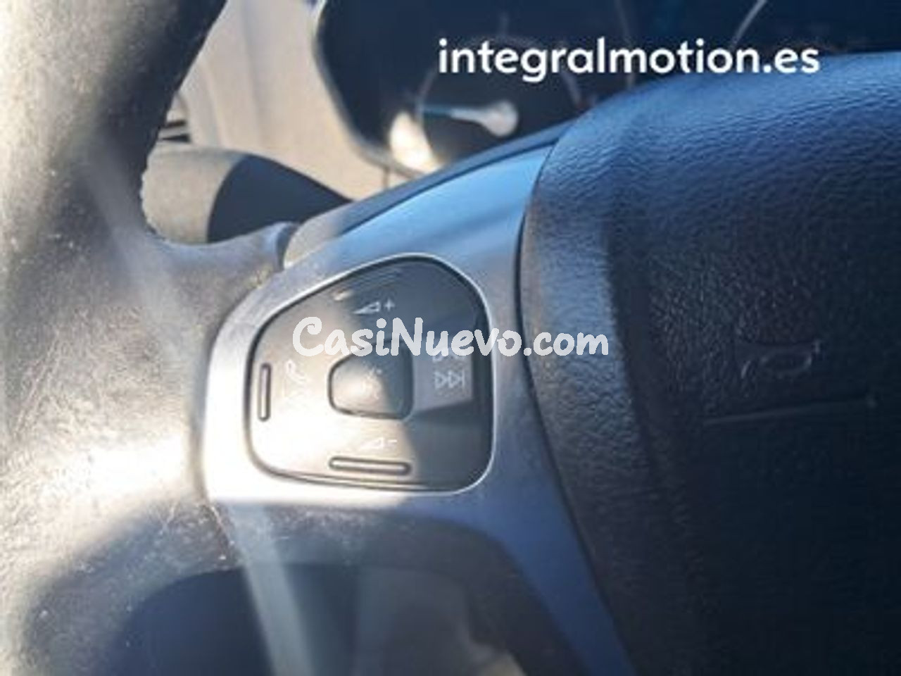 Ford Ecosport 1.5 TDCi 95cv Titanium - foto 11