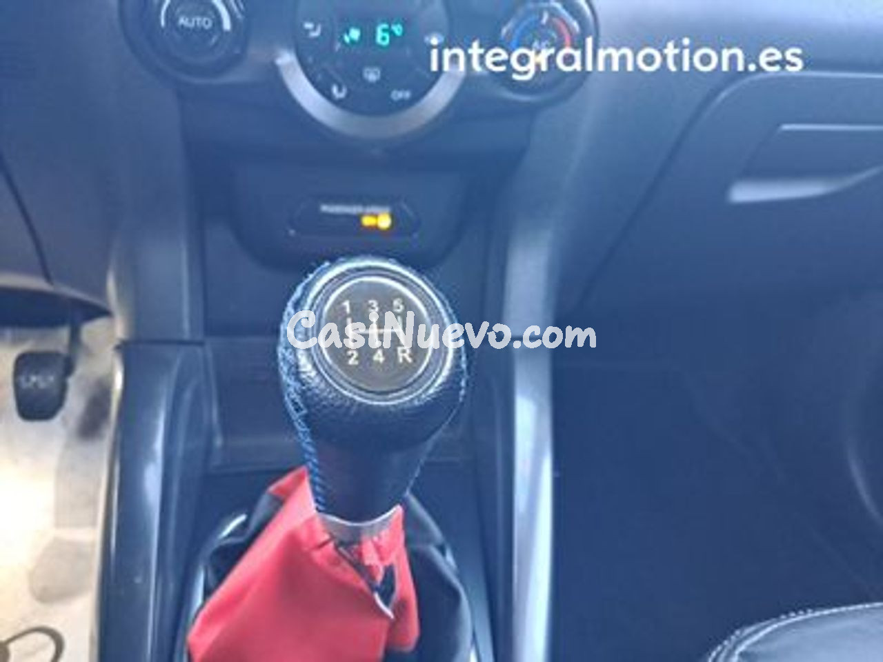 Ford Ecosport 1.5 TDCi 95cv Titanium - foto 17