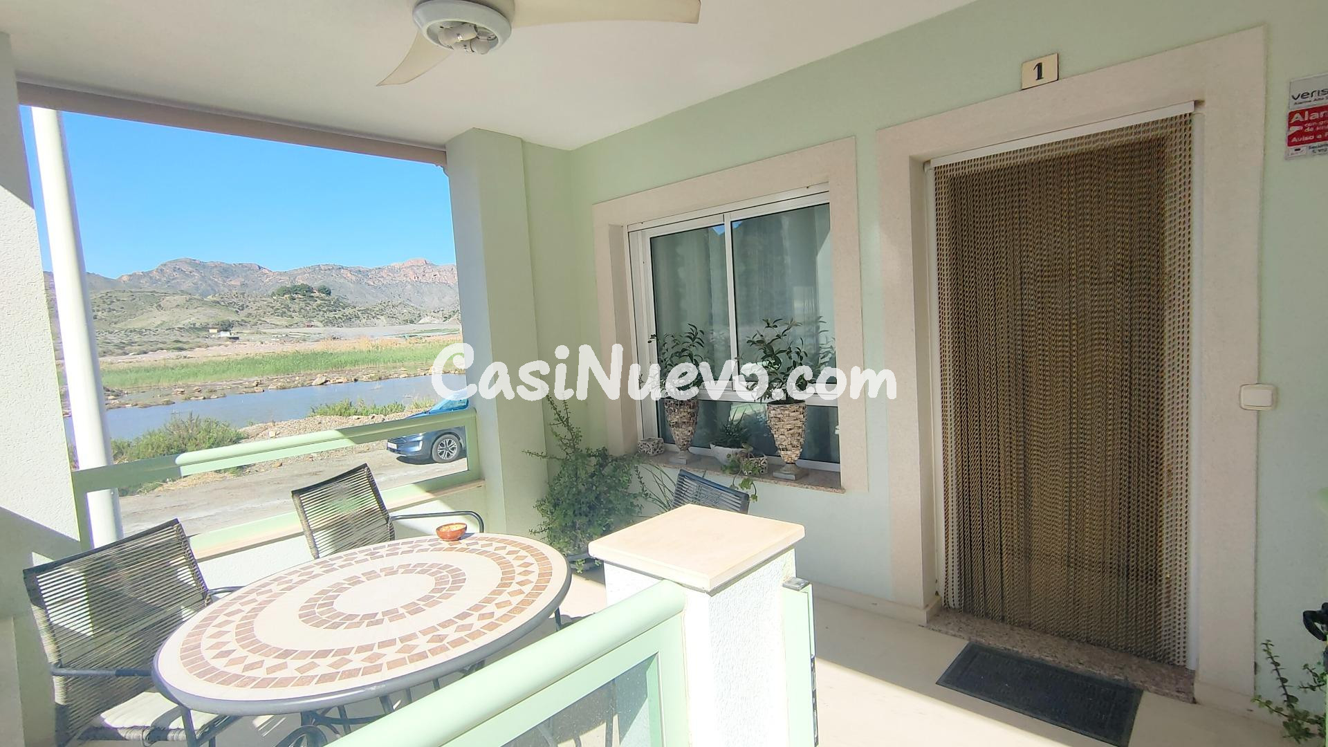 Exclusivo y amplio apartamento en planta baja de 100 m2 a so