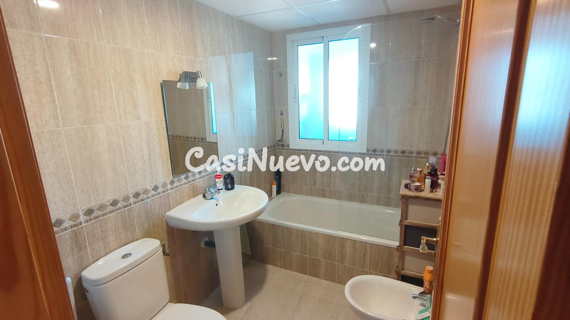 Exclusivo y amplio apartamento en planta baja de 100 m2 a so - foto 14