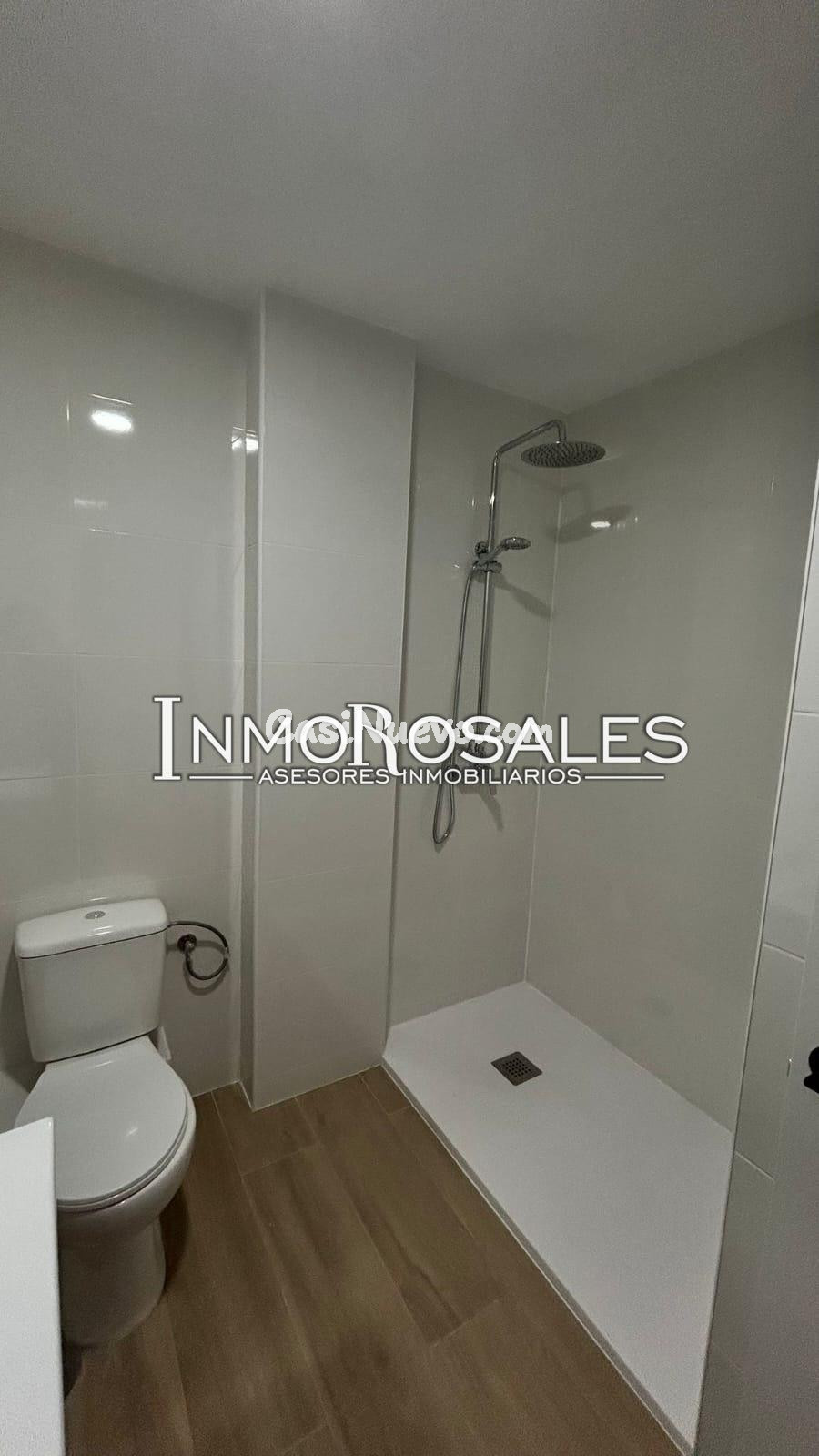 3 Dormitorios y 2 baños ASCENSOR Y VISTAS A MADRID CENTRO - foto 17