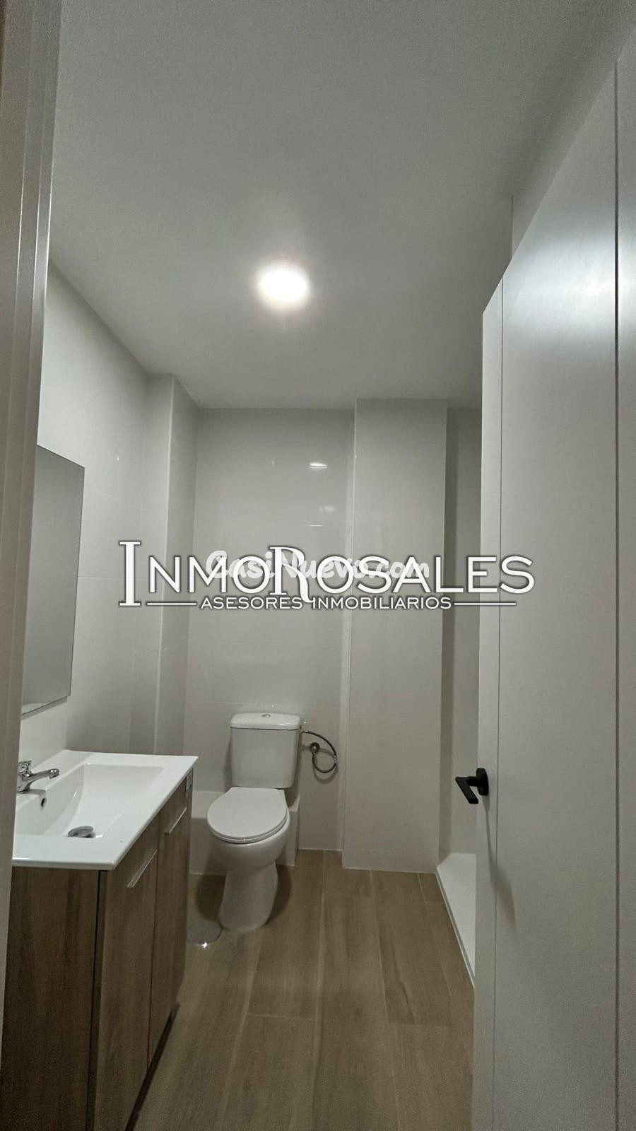 3 Dormitorios y 2 baños ASCENSOR Y VISTAS A MADRID CENTRO - foto 19