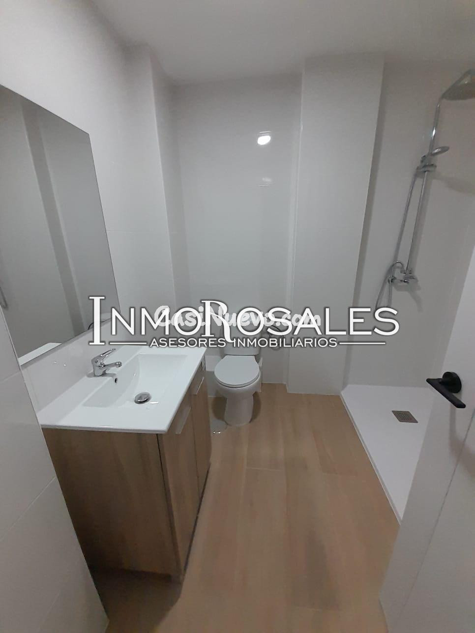 3 Dormitorios y 2 baños ASCENSOR Y VISTAS A MADRID CENTRO - foto 20