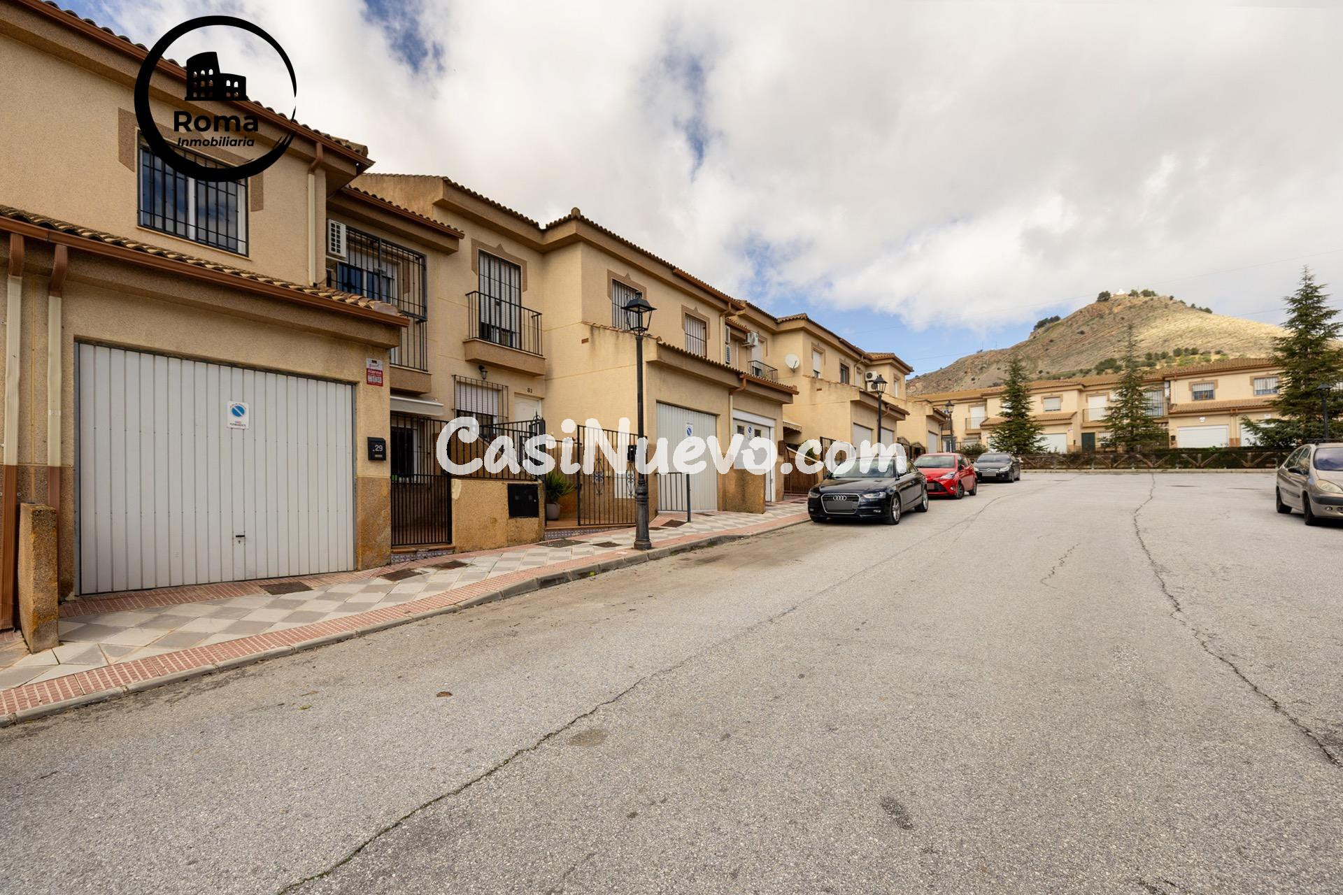 CASA ADOSADA CON TODOS LOS DETALLES EN ATARFE!!!!!
