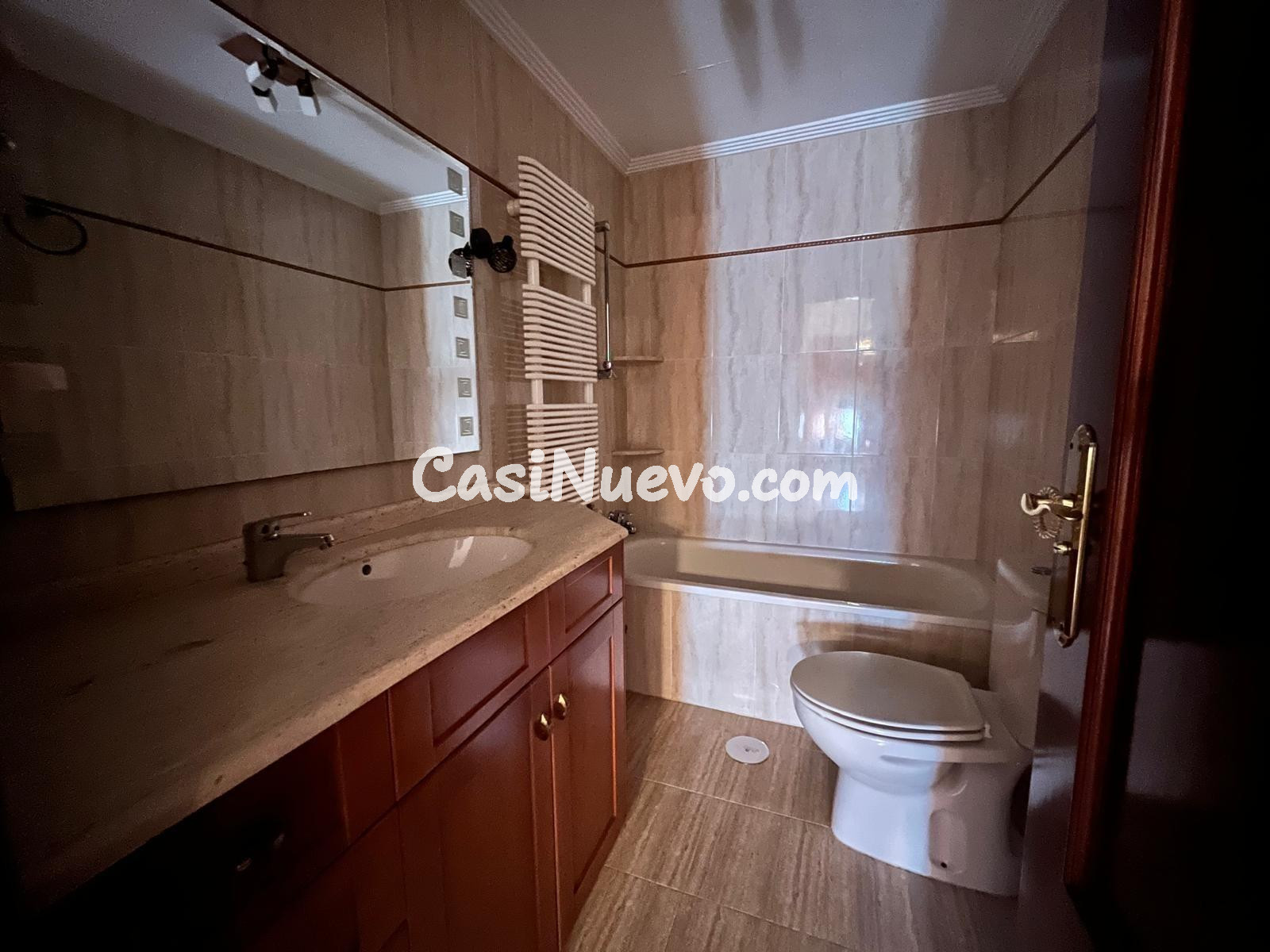 MAGNIFICA VIVIENDA DE VPO EN CASTALLA - foto 22