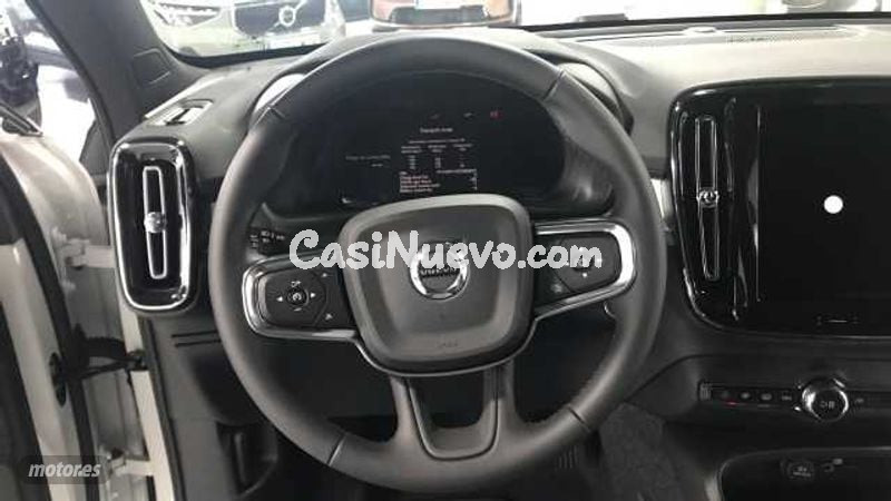 Volvo XC40 - foto 10