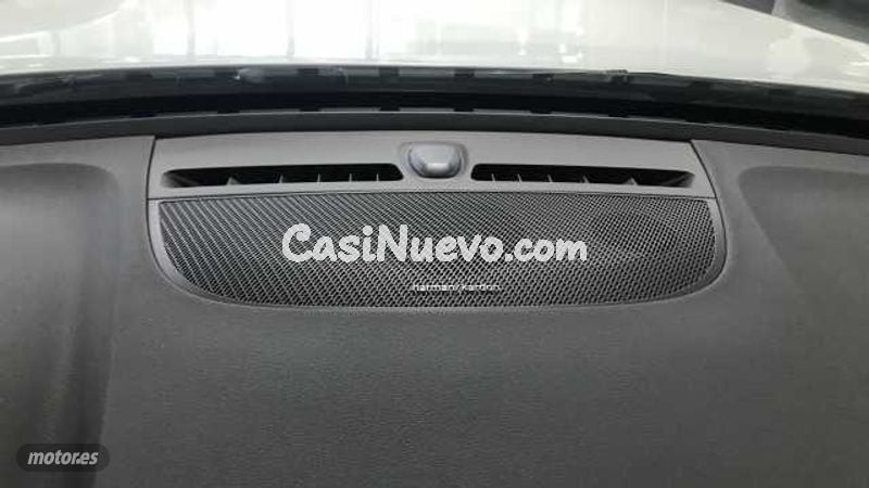 Volvo XC40 - foto 22