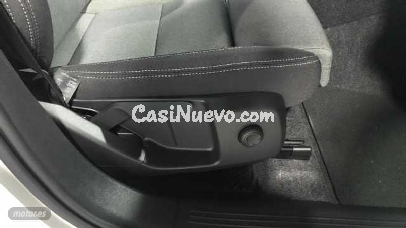 Volvo XC40 - foto 26