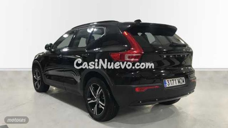 Volvo XC40 - foto 2