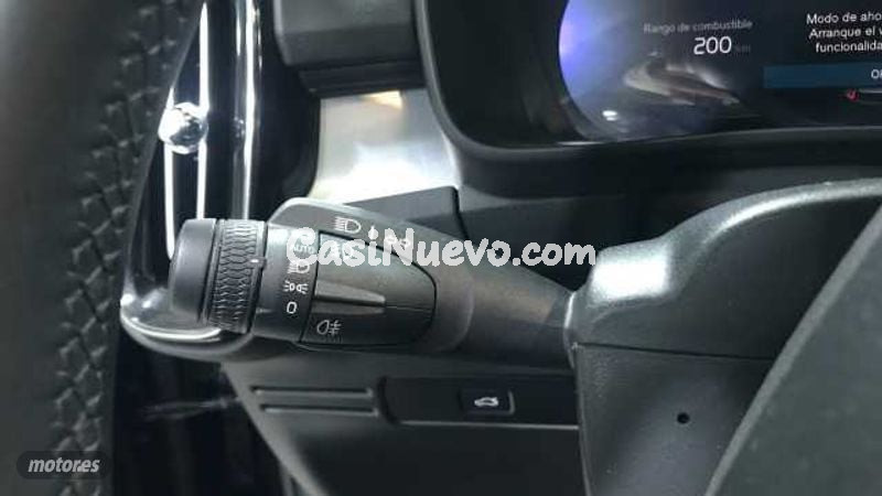 Volvo XC40 - foto 18