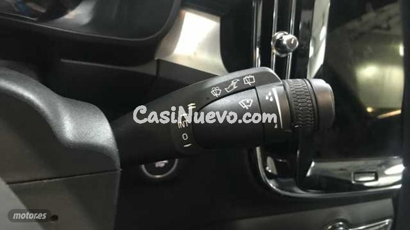 Volvo XC40 - foto 21