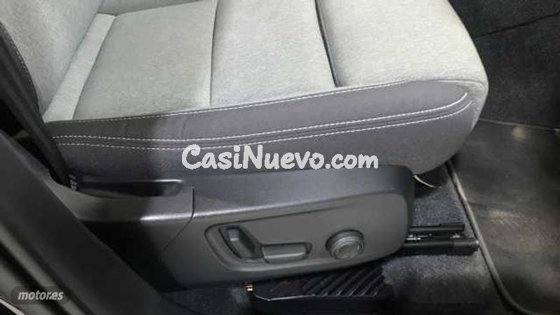 Volvo XC40 - foto 28