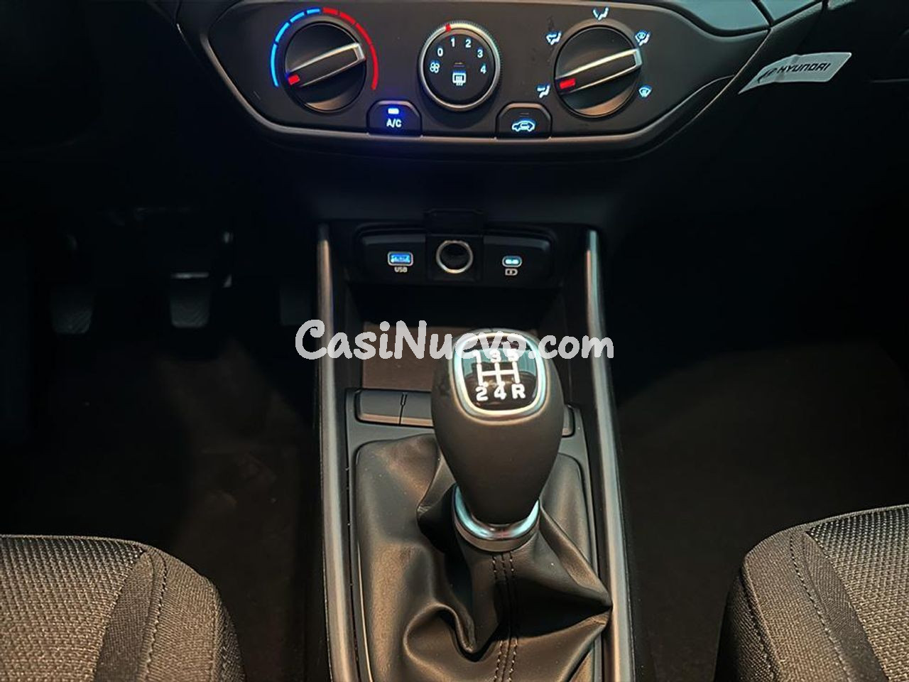 Hyundai i20 1.2 MPI 79CV Essence - foto 13