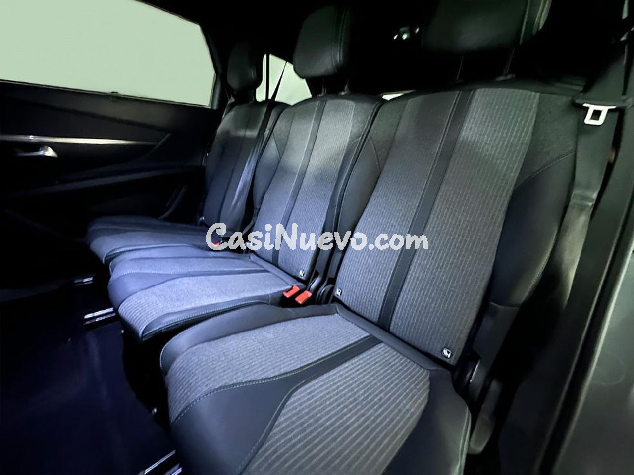 Peugeot 5008 1.2 130CV Allure Pack 5+2 - foto 15