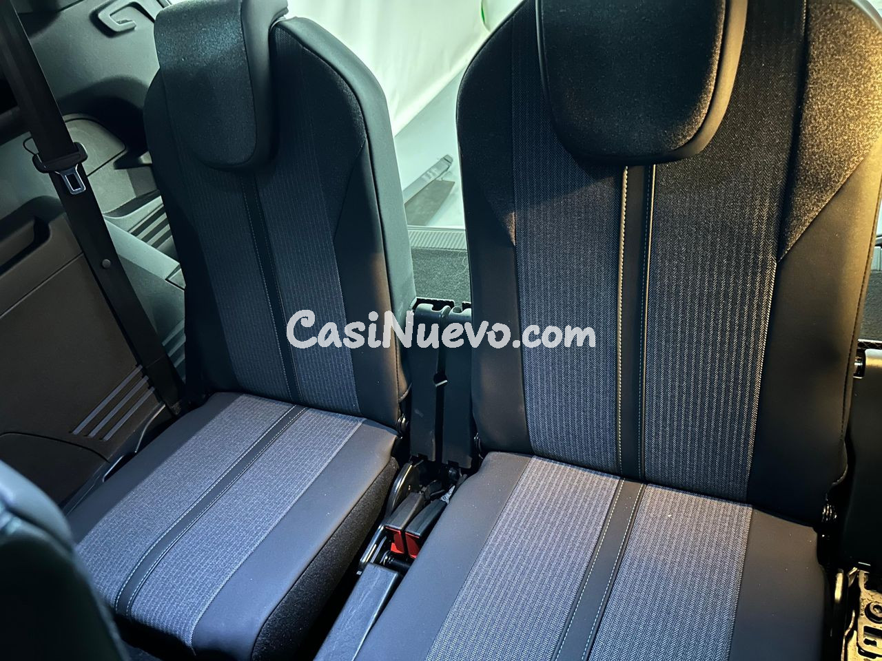 Peugeot 5008 1.2 130CV Allure Pack 5+2 - foto 16