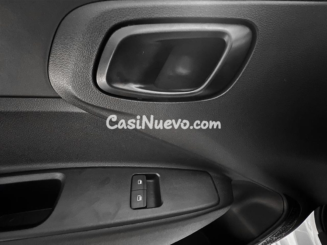 Hyundai i10 1.0 MPI 66CV Essence - foto 10