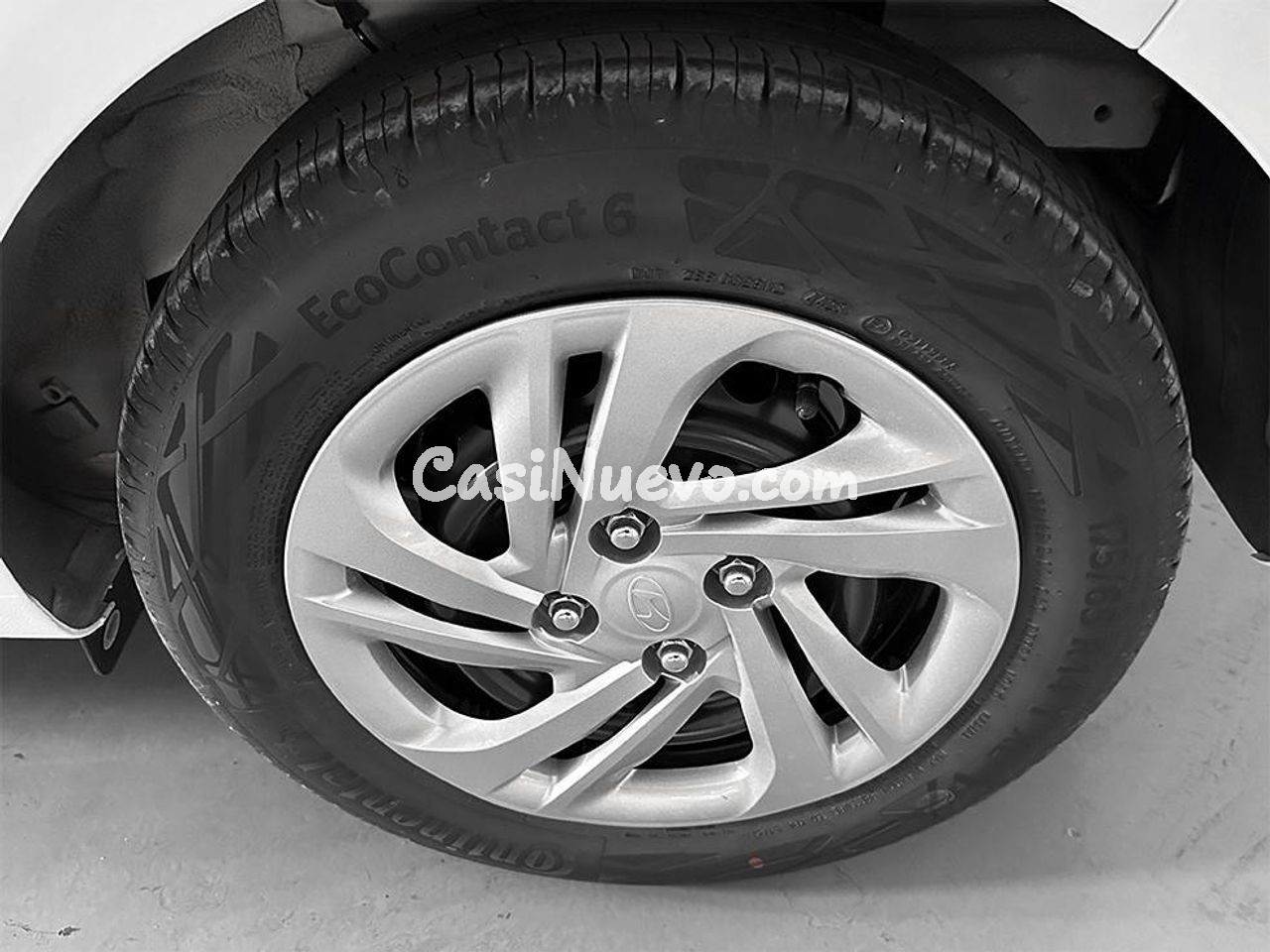 Hyundai i10 1.0 MPI 66CV Essence - foto 14