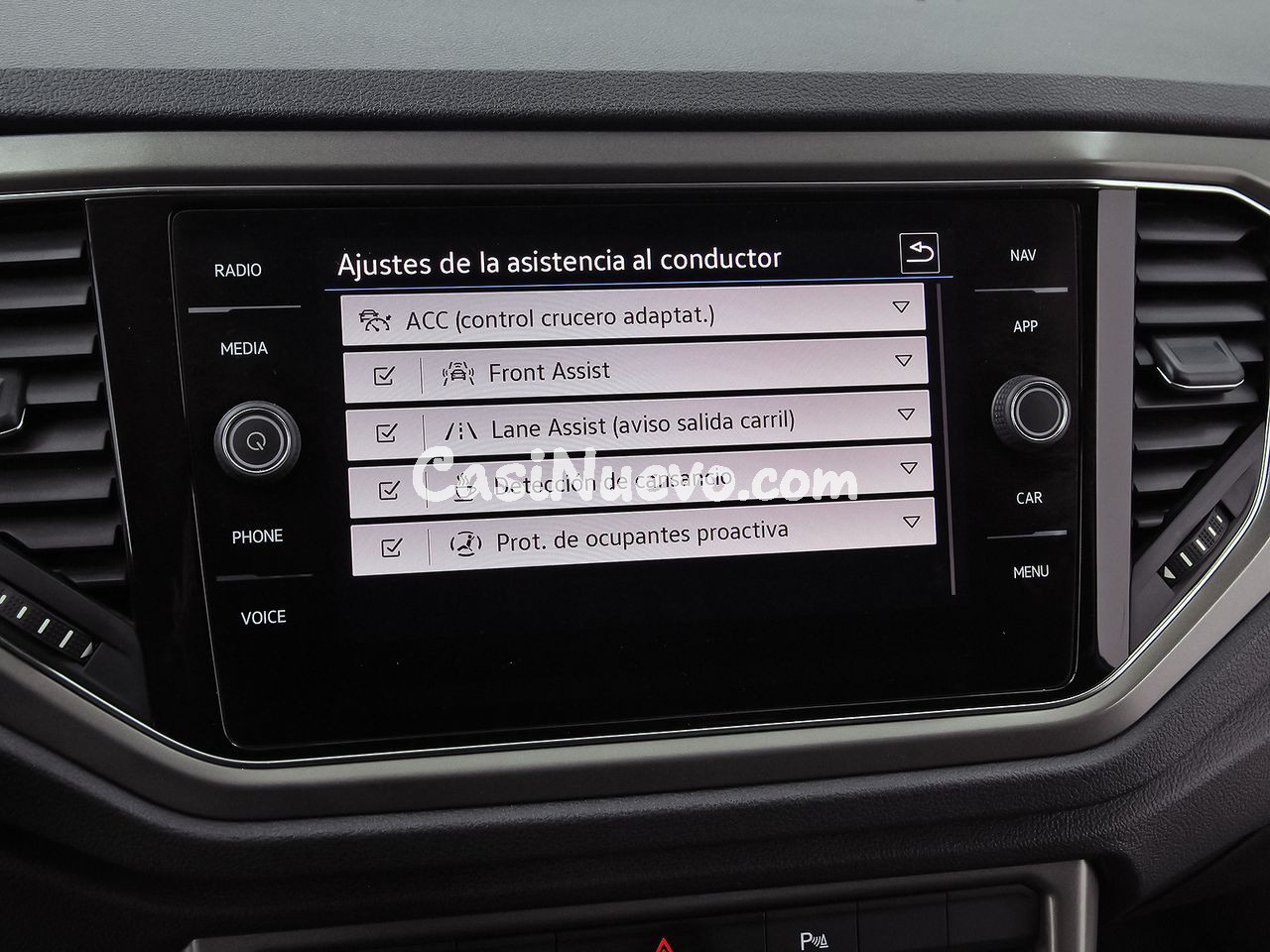 Volkswagen T-Roc Advance Style 2.0 TDI 110kW (150CV) - foto 25