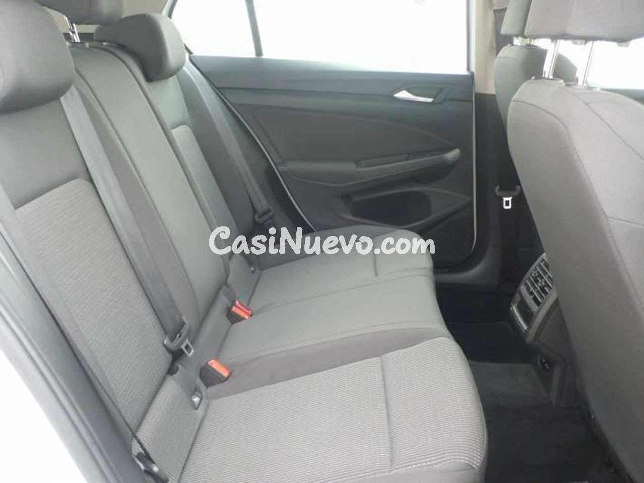 Volkswagen Golf Berlina 2.0 TDI - foto 11