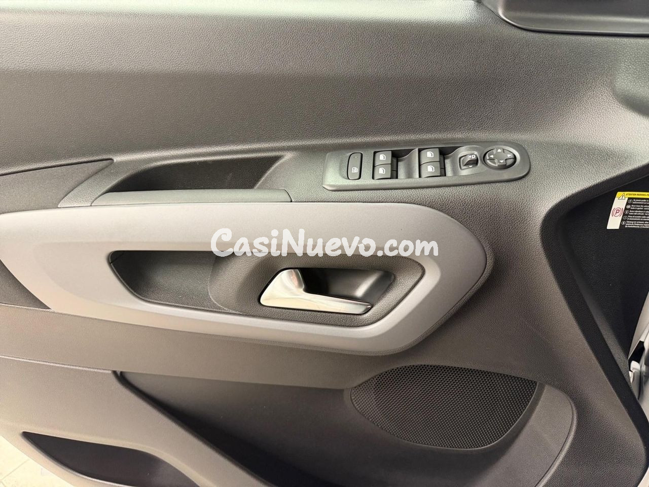 Citroën Berlingo M1 1.5 BLUEHDI 100 PLUS MIRROR LL16 RADAR A - foto 24