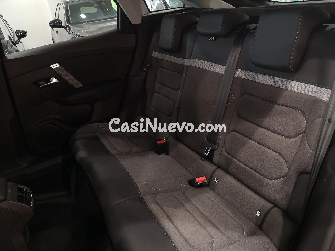 Citroën C4 1.2 PURETECH 130 FEEL PACK GPS LL18 RADAR AR+CAM - foto 12