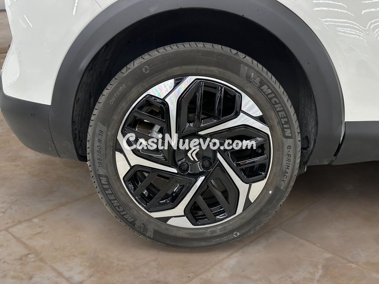 Citroën C4 1.2 PURETECH 130 FEEL PACK GPS LL18 RADAR AR+CAM - foto 13