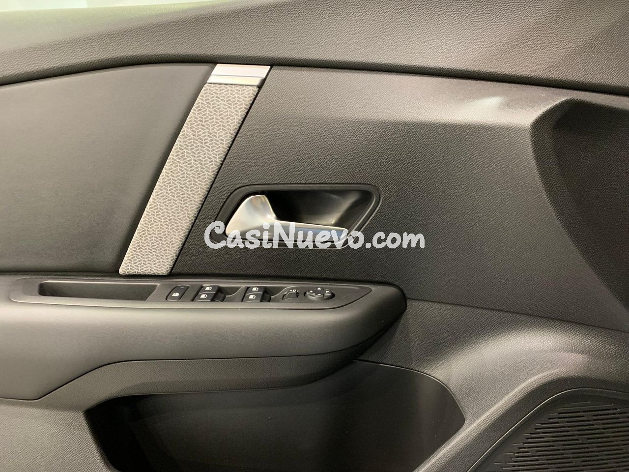 Citroën C4 1.2 PURETECH 130 FEEL PACK GPS LL18 RADAR AR+CAM - foto 22