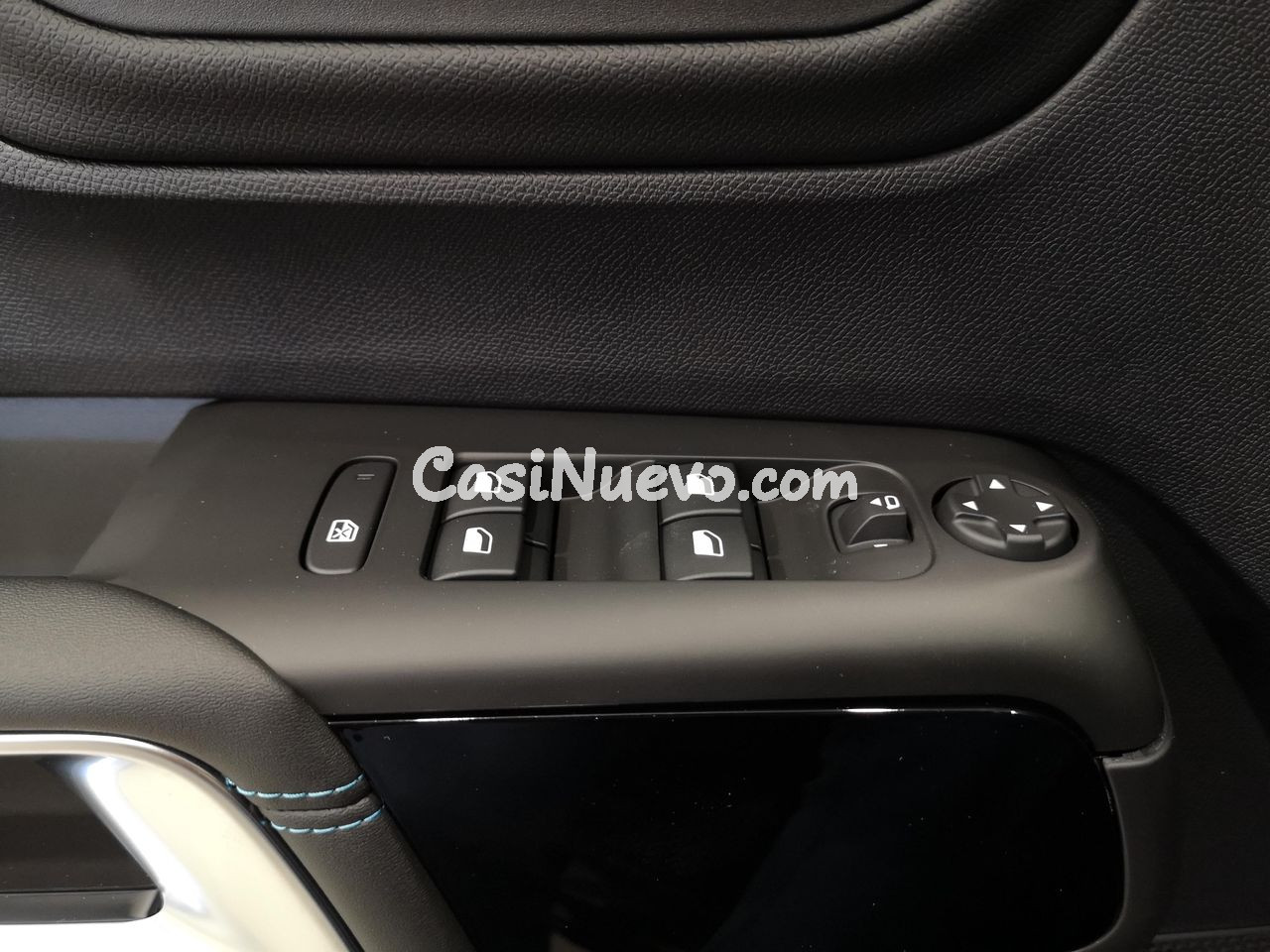 Citroën C5 Aircross 1.5 BLUEHDI 130 EAT8 PLUS GPS LL17 RADAR - foto 25