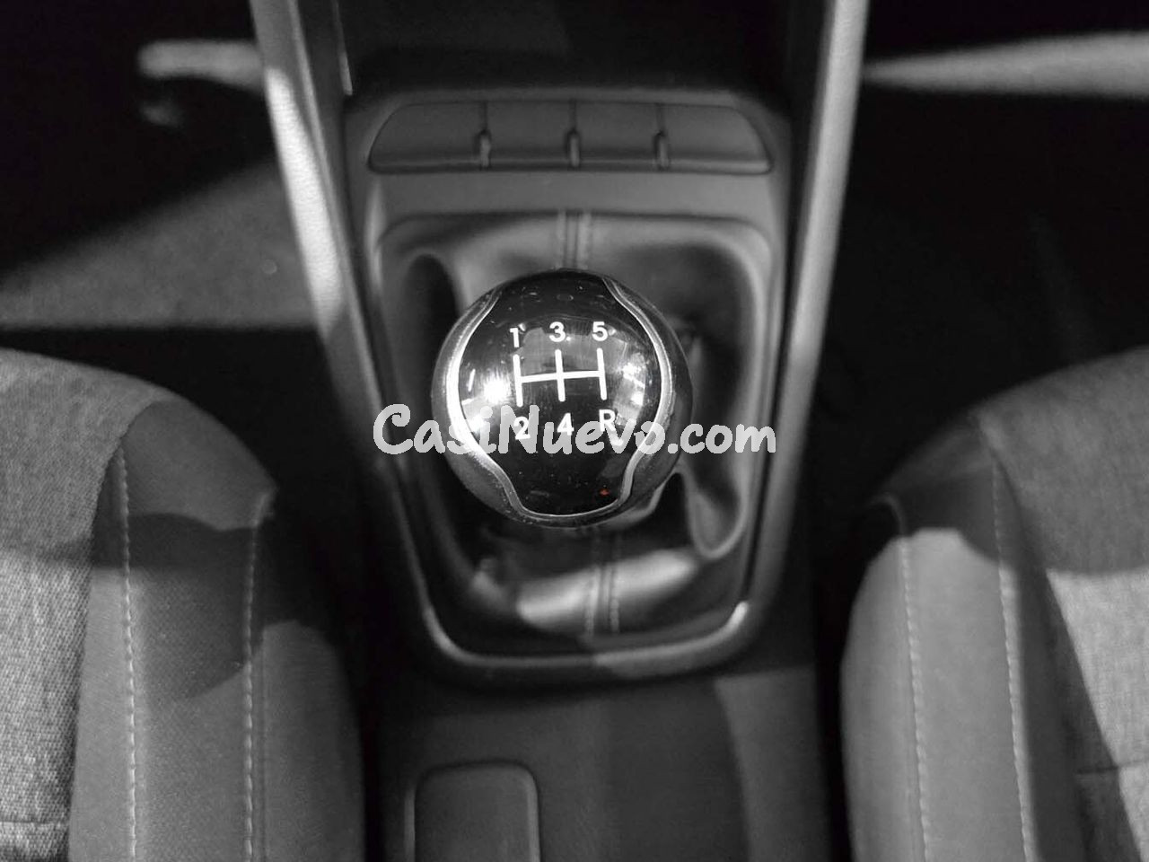 Kia Stonic Concept - foto 13