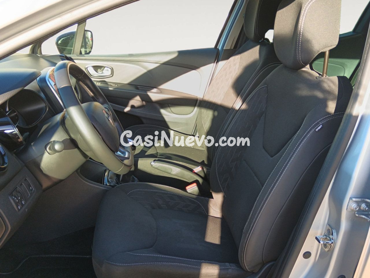 Renault Clio Intens - foto 9