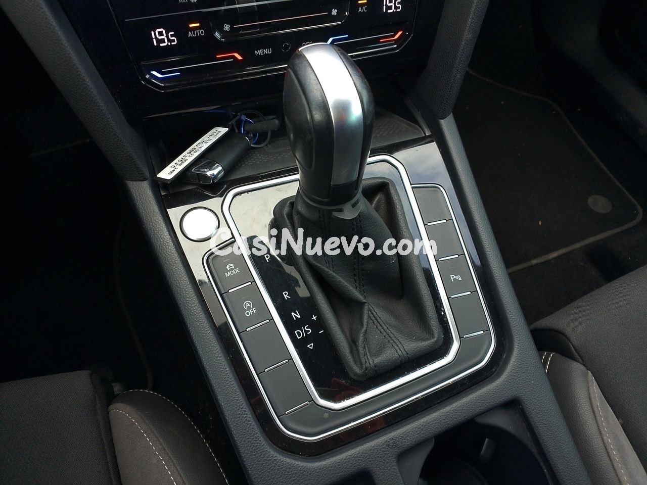 Volkswagen Passat 2.0 TDI 4MOTION - foto 13