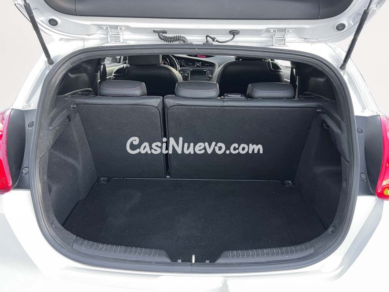 Kia Ceed GT - foto 13