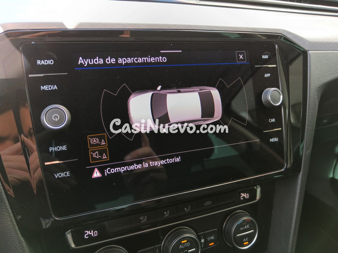 Volkswagen Passat Executive - foto 16