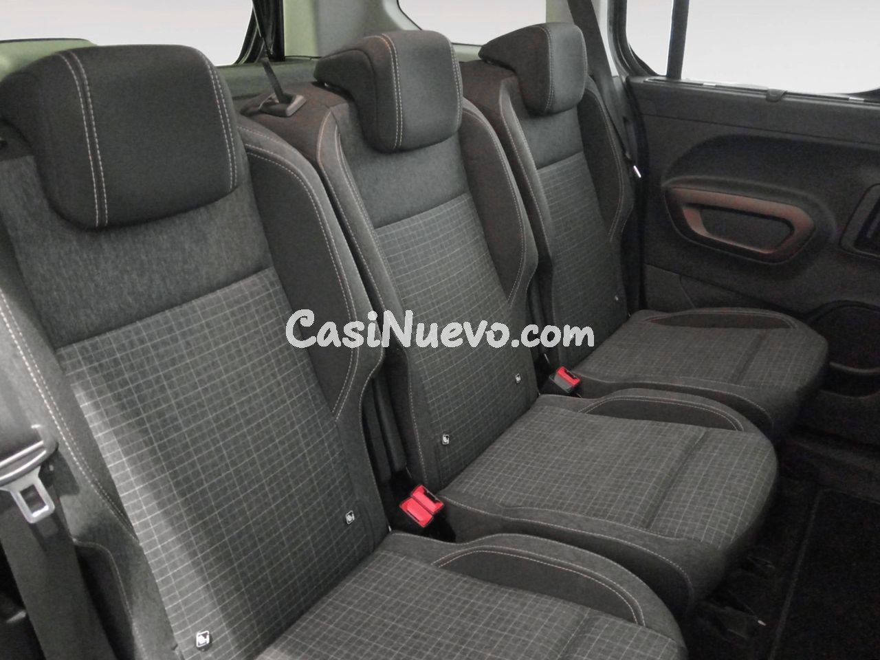 Peugeot Rifter GT - foto 9