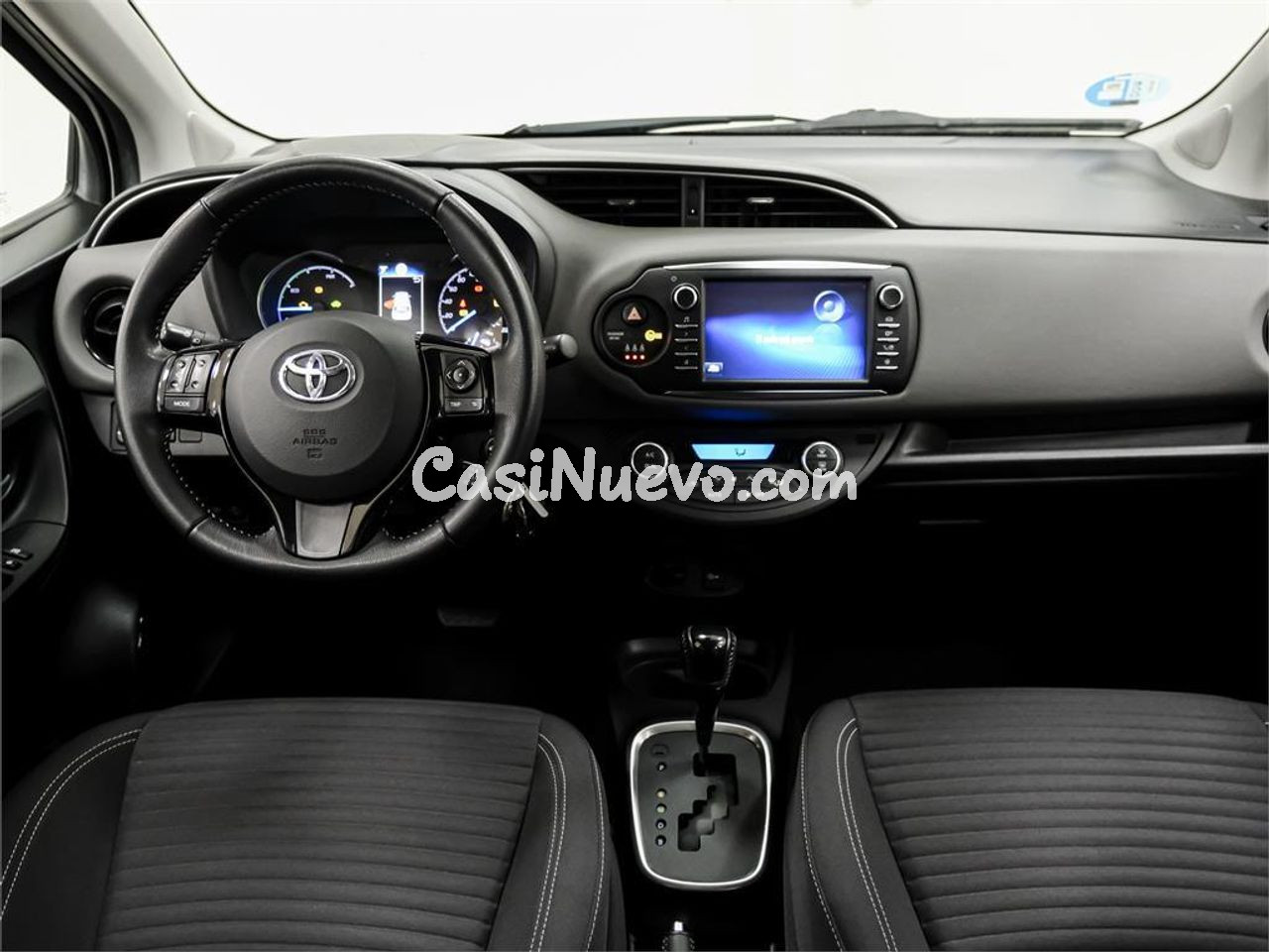 Toyota Yaris 5P Active 100H e-CVT - foto 8