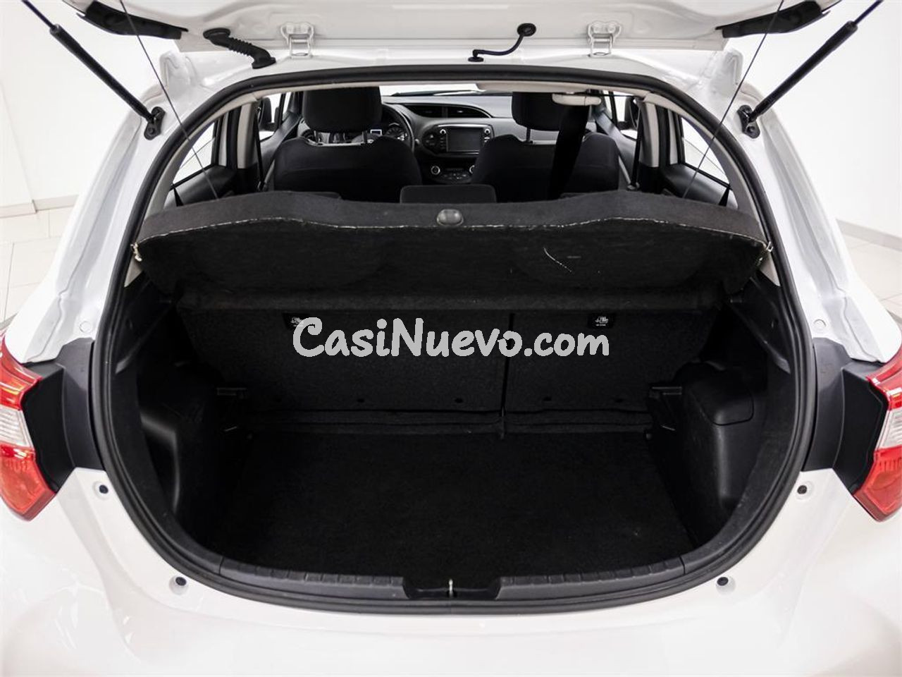 Toyota Yaris 5P Active 100H e-CVT - foto 10