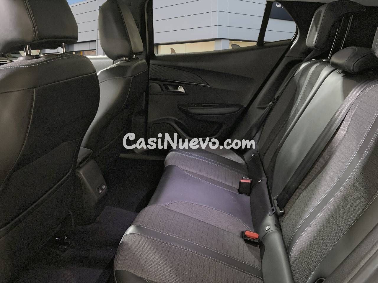 Peugeot 2008 Puretech 100 S&S BVM6 Allure Pack - foto 12