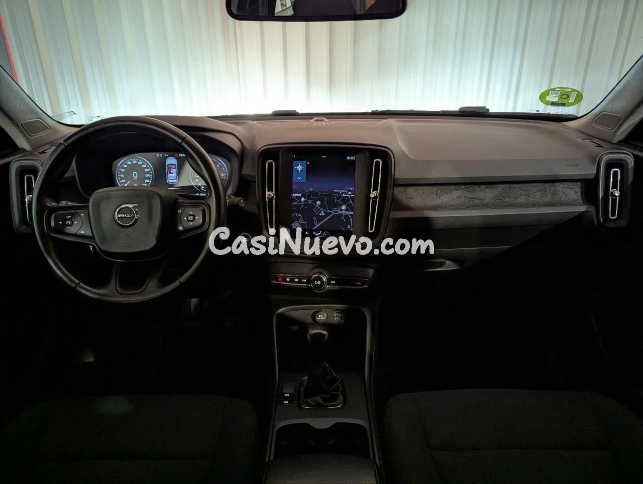 Volvo XC40 2.0 D3 Momentum - foto 6