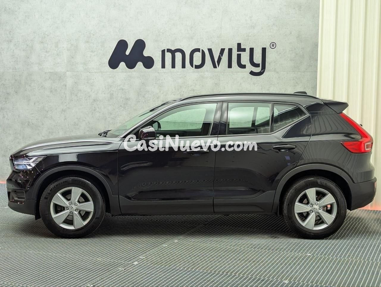 Volvo XC40 2.0 D3 Momentum - foto 13