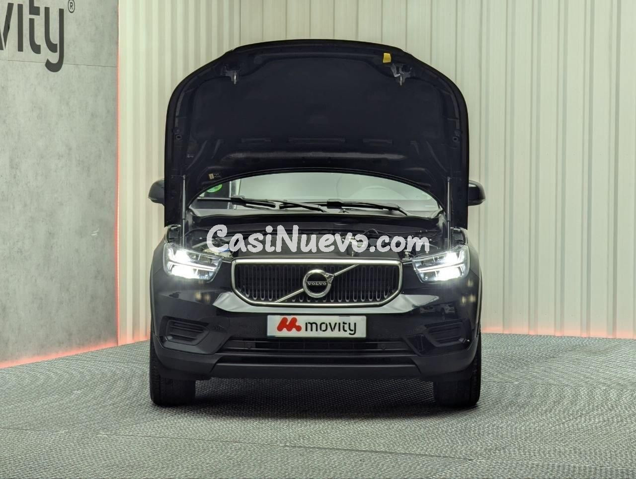 Volvo XC40 2.0 D3 Momentum - foto 18