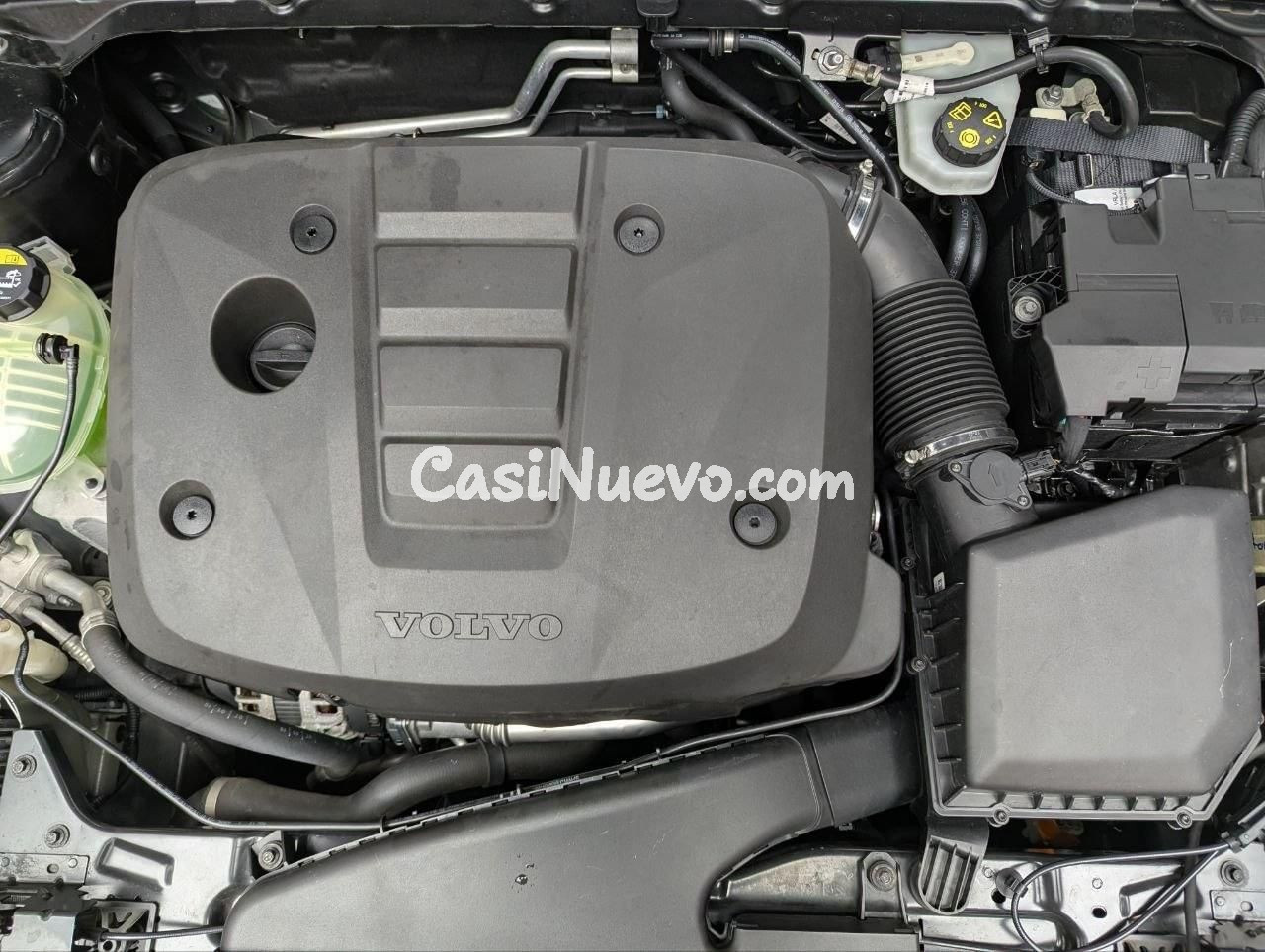 Volvo XC40 2.0 D3 Momentum - foto 19