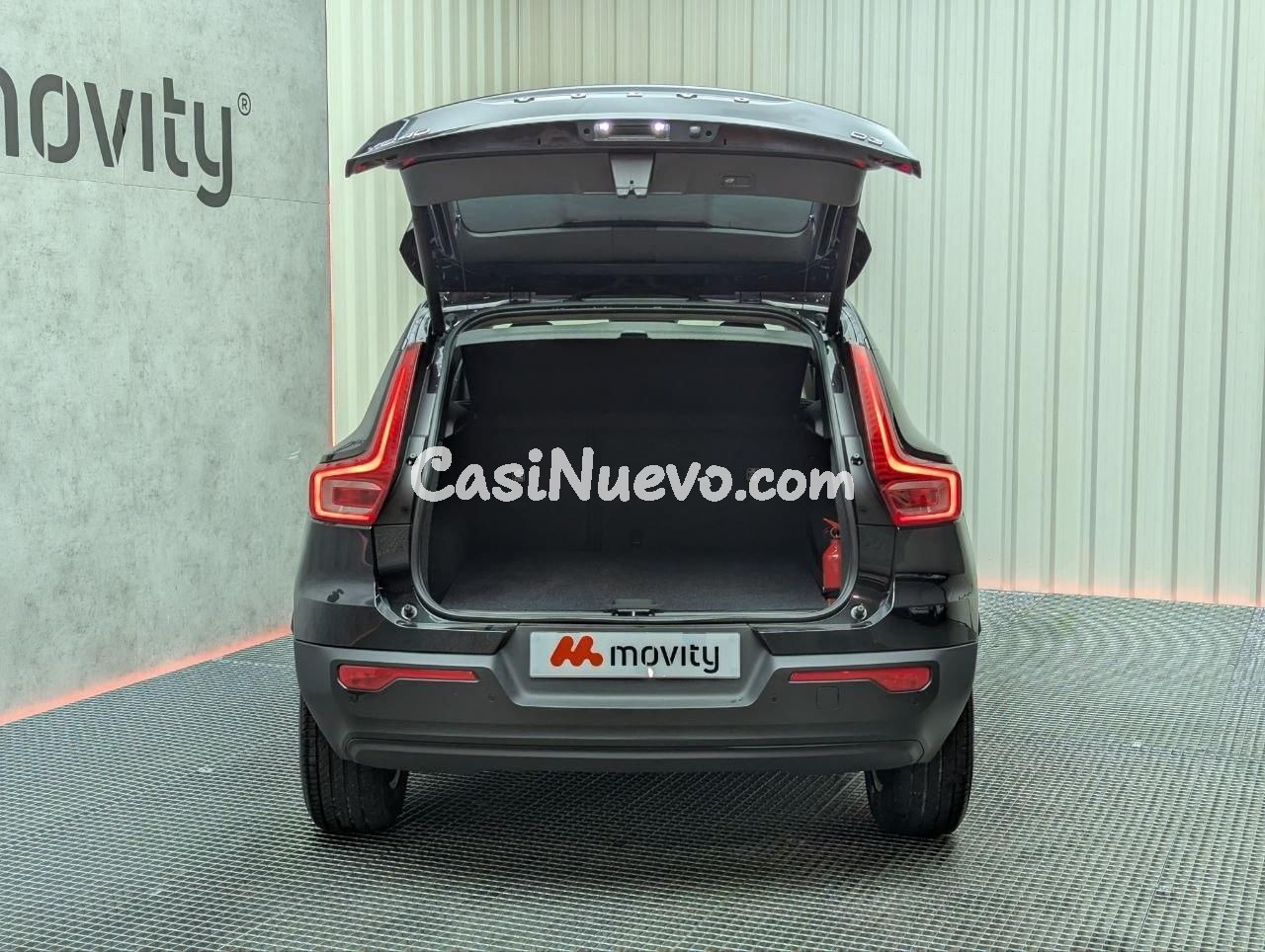 Volvo XC40 2.0 D3 Momentum - foto 24