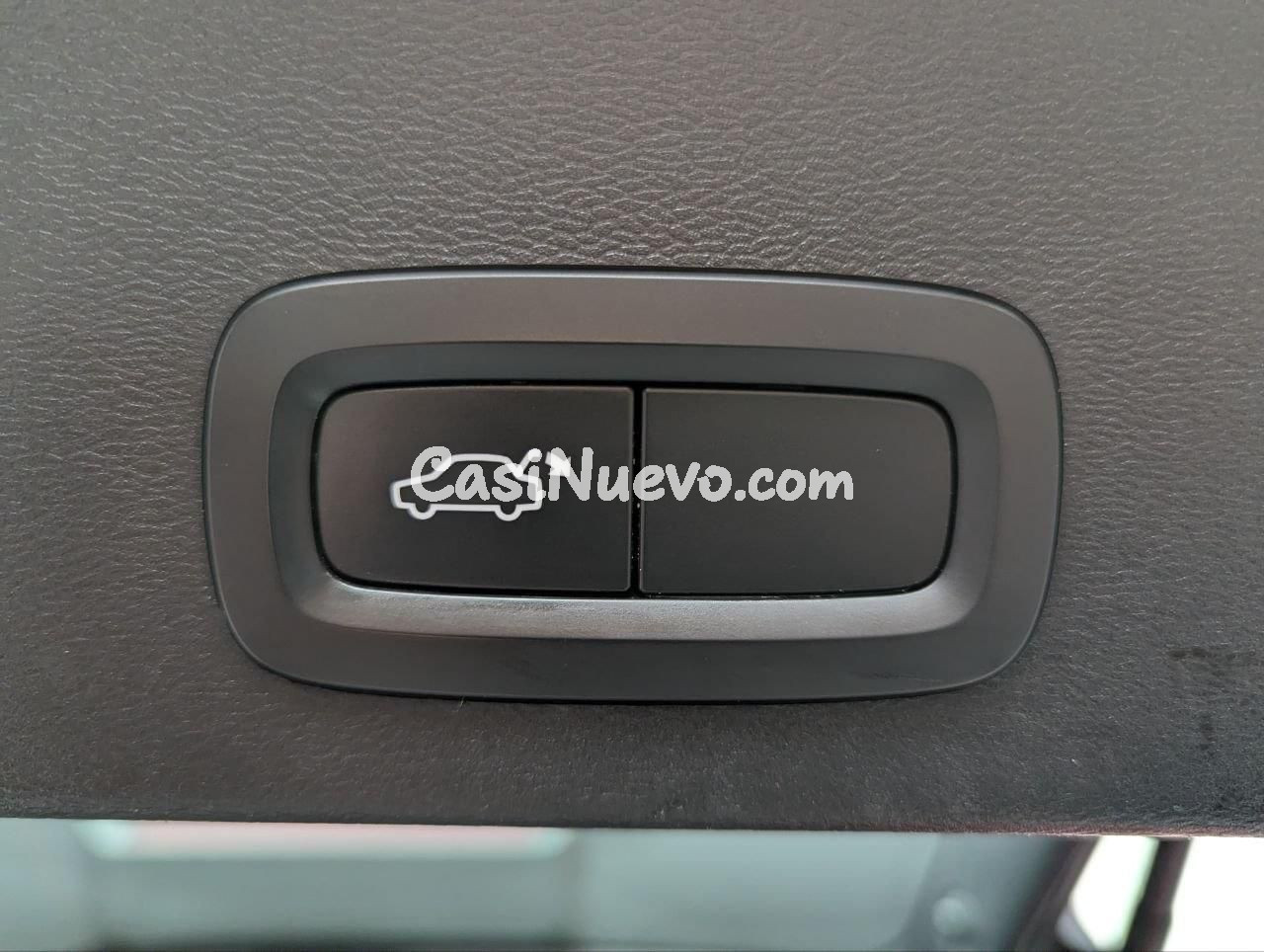 Volvo XC40 2.0 D3 Momentum - foto 41