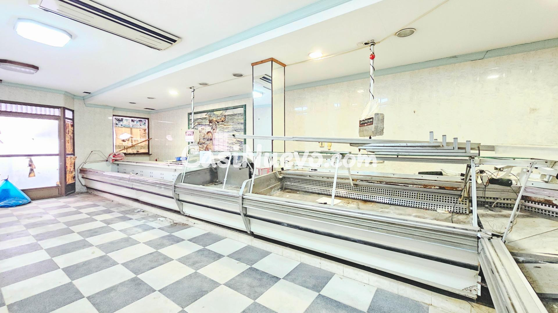 Edificio a la venta con gran potencial en zona Pérez Crespí  - foto 16