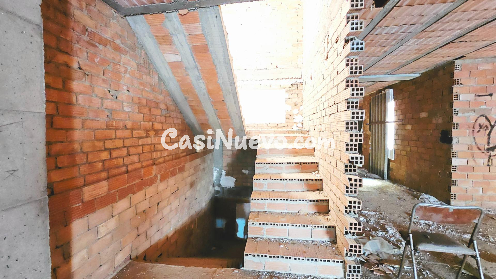 Edificio a la venta con gran potencial en zona Pérez Crespí  - foto 46