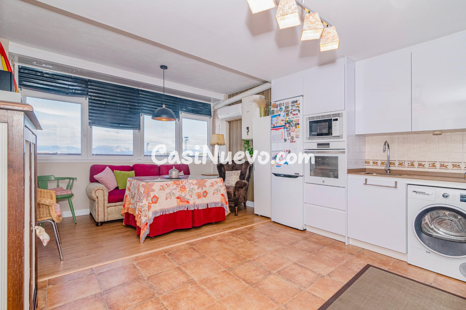 Exclusivo piso de 3 dormitorios, 2 baños, garaje y vistas de - foto 8