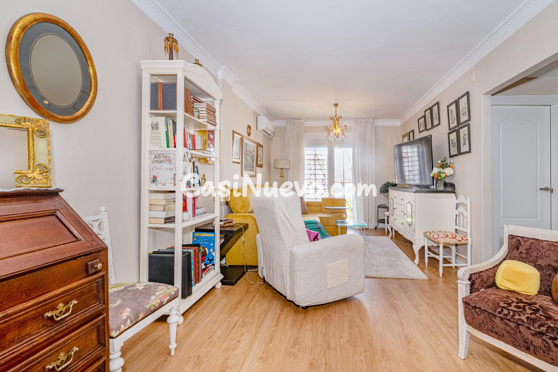 Exclusivo piso de 3 dormitorios, 2 baños, garaje y vistas de - foto 14