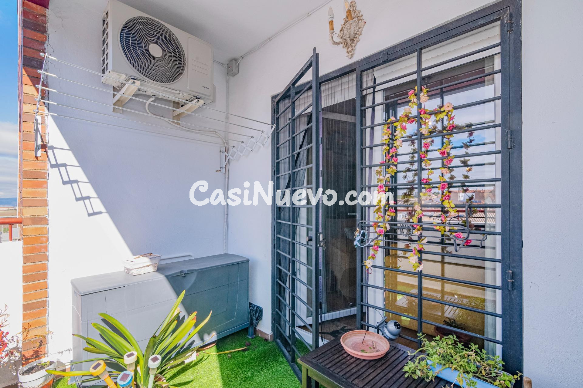 Exclusivo piso de 3 dormitorios, 2 baños, garaje y vistas de - foto 19