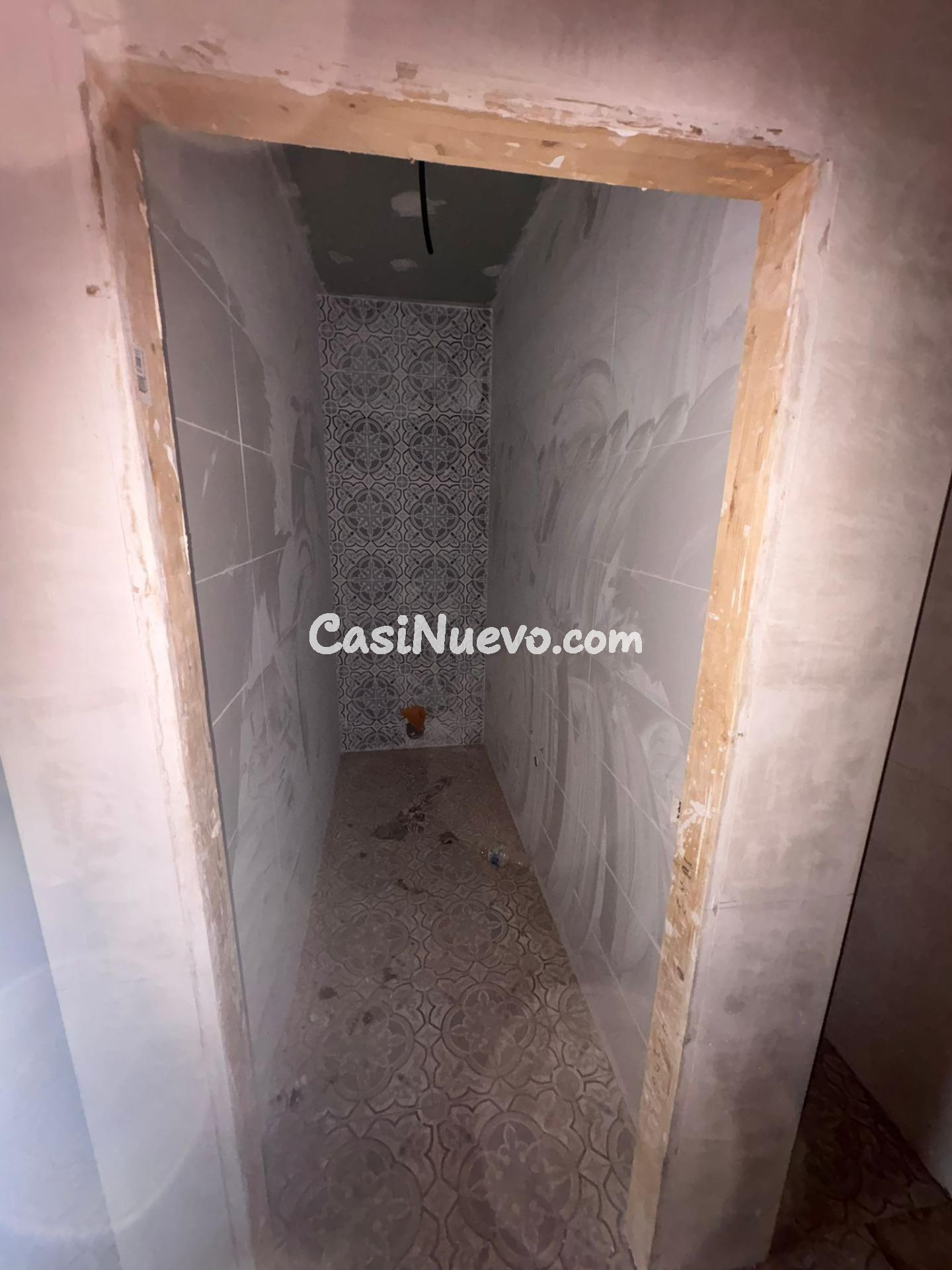 Casa en Construcción: Espacios Amplios y Luminosos en calle  - foto 10