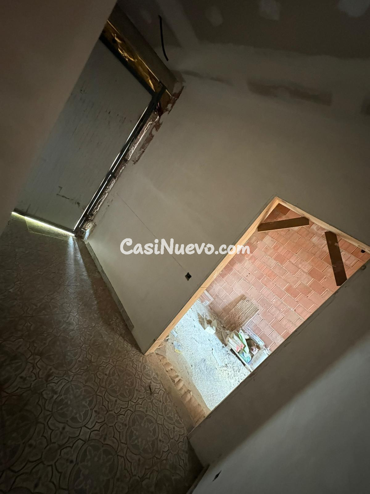 Casa en Construcción: Espacios Amplios y Luminosos en calle  - foto 15